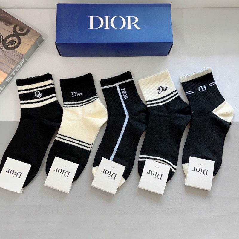 DIOR